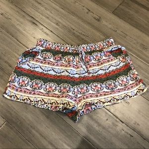 American Eagle boho shorts
